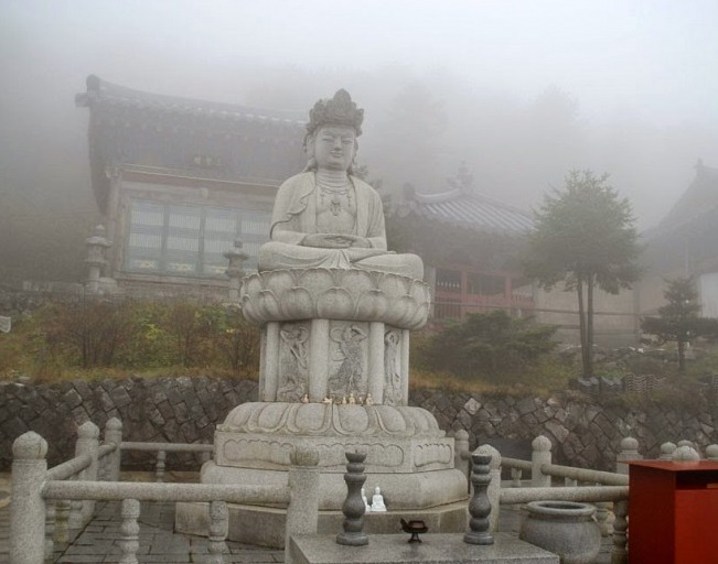Chùa Manggyeongsa – Một trong Những Ngôi Chùa Đẹp Nhất Hàn Quốc