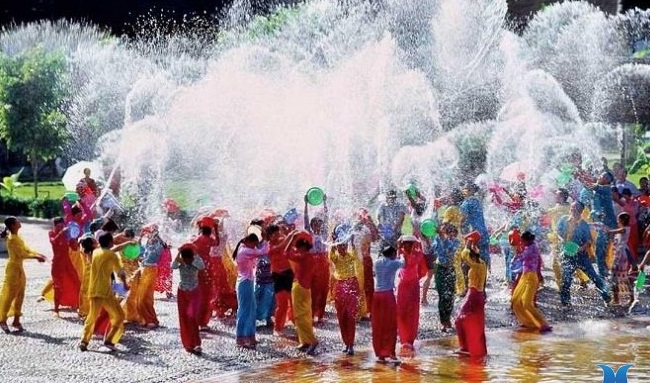 Khám Phá Lễ Hội Té Nước Songkran Thái Lan