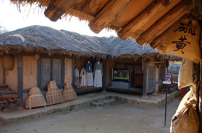 du lịch hàn quốc, du lịch jeju hàn quốc, làng dân tộc seongup, khám phá nét hấp dẫn của làng dân tộc seongup hàn quốc