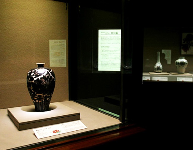 du lịch nhật bản, du lịch osaka, bảo tàng gốm sứ osaka, thăm quan bảo tàng mỹ thuật gốm sứ osaka nhật bản