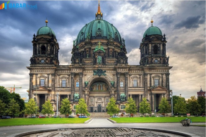 khám phá, trải nghiệm, berliner dom – nhà thờ cổ mang vẻ đẹp huyền bí tại đức