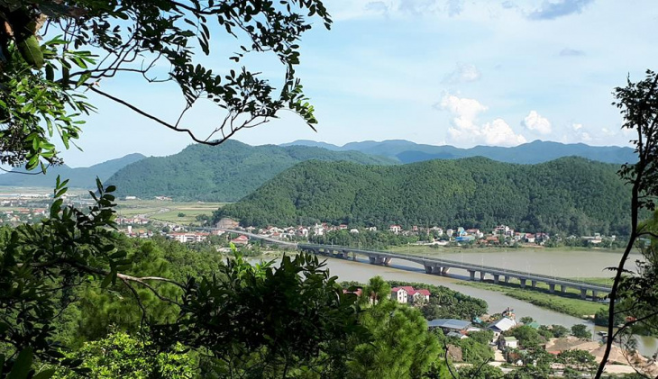 Núi Hồng Lĩnh – Biểu tượng thiêng liêng của mảnh đất Hà Tĩnh