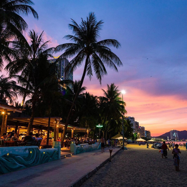 en, 05 best bars to enhance liveliness to weekends in nha trang
