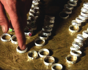Độc đáo làng nghề làm nhẫn bạc cổ truyền gần Đà Lạt