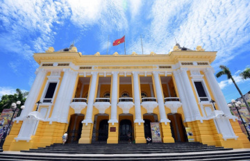 Khám phá Nhà hát Lớn Hà Nội: Nét đẹp kiến trúc châu Âu giữa lòng Thủ đô