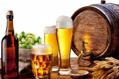 Gội đầu bằng bia có tác dụng gì? 6 Cách gội đầu bằng bia
