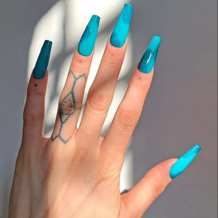 18+ mẫu nail đẹp màu xanh ngọc cho nàng sành điệu đậm khí chất