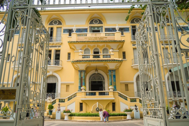 3 địa điểm tìm hiểu lịch sử có background sống ảo siêu đẹp ở Sài Gòn, Khám Phá
