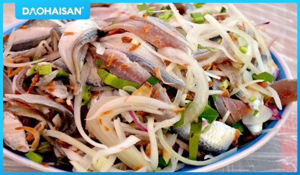 ẩm thực, món ngon, vào bếp cùng làm món gỏi cá trích đậm hương vị biển