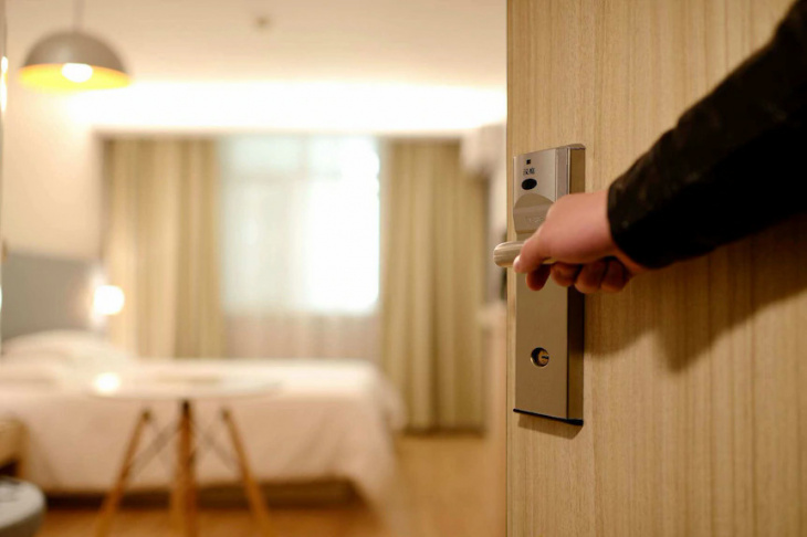 khám phá, tìm hiểu về nguyên tắc dọn phòng ở khách sạn