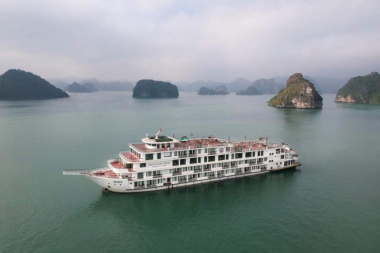Best Months to Cruise Halong Bay