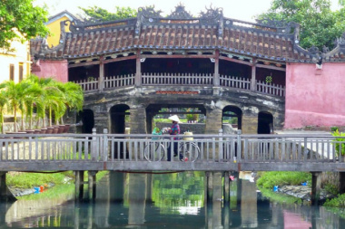 Japanese Covered Bridge - The Legacy Of Ancient Japan in Hoi An