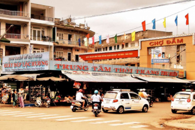 Dam Market: an Ideal Place for Shopping in Nha Trang