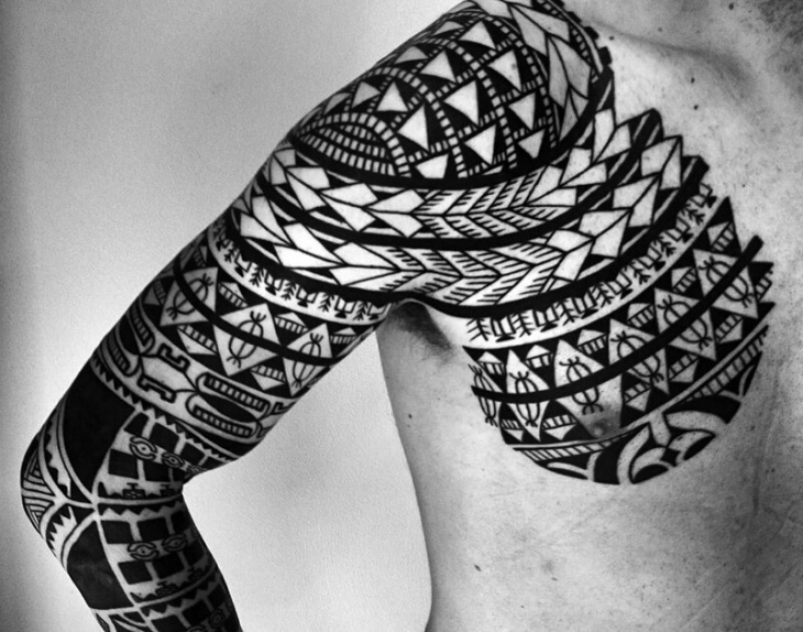 Translation: Mandala tattoo has become a trend and a symbol of calmness and inner balance. In 2024, you can see many young people proudly showing off their beautiful and unique mandala tattoos on their bodies. Let\'s admire the images of mandala tattoos to feel the artistic flourish of 2024.