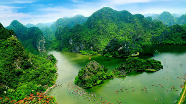 Top 10 điểm du lịch Ninh Bình khin du khách mê mẩn