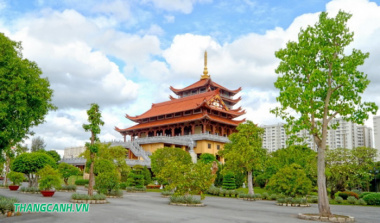 Chùa Huê Nghiêm 2 – Ngôi chùa có khuôn viên rộng nhất Sài Gòn