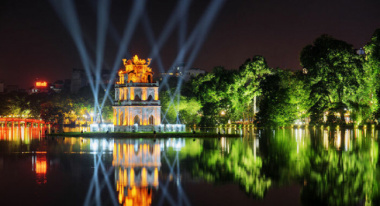 Top 10 hồ nước đẹp không thể bỏ lỡ khi đến tham quan Hà Nội
