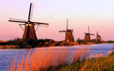Top 10 địa điểm du lịch nổi tiếng ở Hà Lan