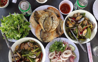 Top 10 quán hải sản ngon tại Huế được nhiều người yêu thích
