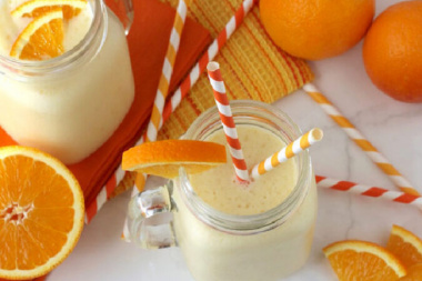 Top 12 công thức làm smoothie ngon siêu đơn giản ngay tại nhà.