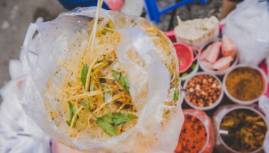 Top 10 địa điểm quán ăn vặt ngon nhất ở Sài Gòn được nhiều người yêu thích nhất