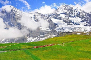 Top 13 nơi đẹp nhất ở Thụy Sĩ phải đến khi đi du lịch