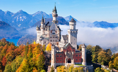 Top 10 lâu đài tuyệt đẹp ở châu Âu