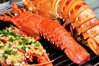 Top 10 đặc sản hải sản ngon nhất đất Việt