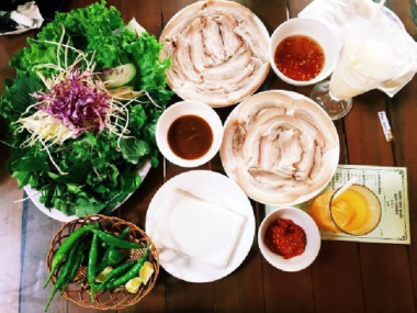 Top 10 quán bánh tráng cuốn thịt heo ngon nhất Đà Nẵng