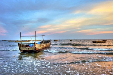 Top 10 bãi biển đẹp nhất ở Quảng Ninh