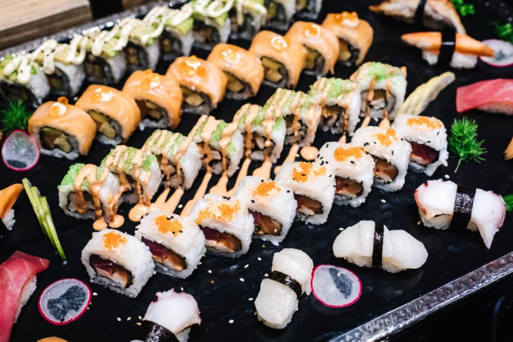 khám phá, trải nghiệm, top 11 nhà hàng quán sushi phú quốc ngon nổi tiếng giá rẻ