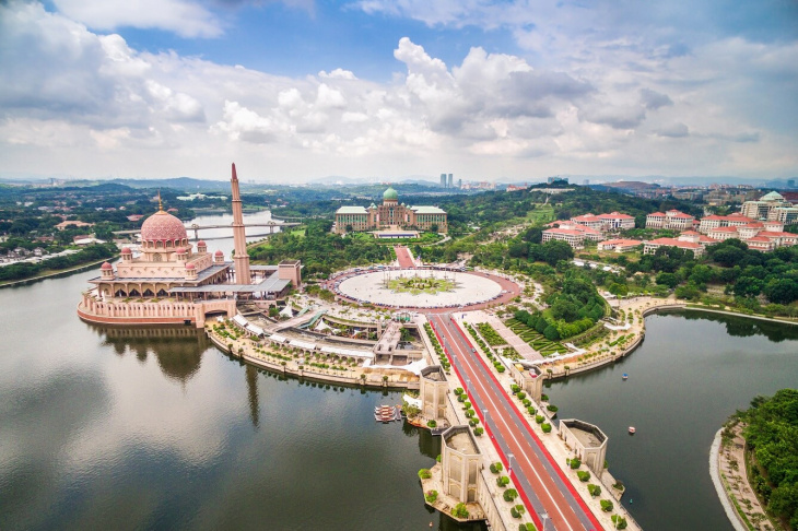 Trải nghiệm Malaysia – những điều không thể bỏ lỡ, Khám Phá