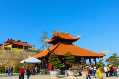 Ba địa điểm du lịch tâm linh nổi tiếng tại Bình Phước