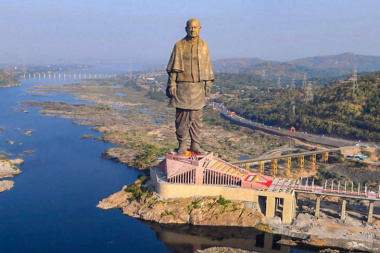 Bức tượng cao nhất thế giới tọa lạc tại Ấn Độ