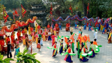 Top 10 unique traditional festivals in Hanoi, many impressive cultural activities