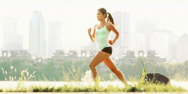 Tại sao chạy bộ buổi sáng lại thu hút các tín đồ sống khỏe?