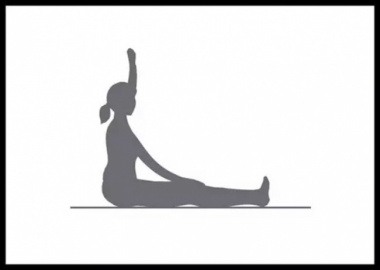 7 tư thế iyengar yoga với dây không phải ai cũng biết