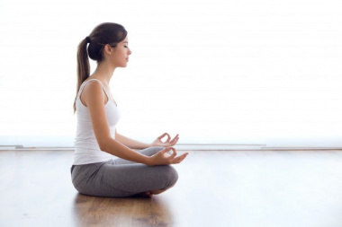 Bạn sẽ học các tư thế yoga nào trong buổi tập yoga đầu tiên?