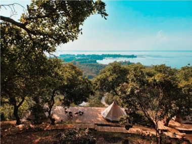 Check in Tropical EGlamping, khu cắm trại với view toàn cảnh hồ Trị An, Đồng Nai
