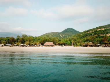 Top 9 Resort Nha Trang view biển cực đẹp, sang chảnh nhất