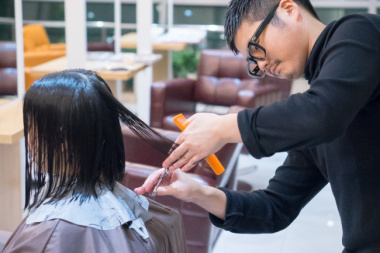 Học cắt tóc cấp tốc có đảm bảo tay nghề không?