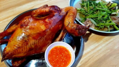 Burnt chicken Kampot – delicious dish must try in Ha Tien