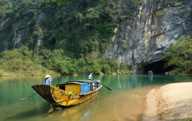 Phong Nha Cave Travel Guide To Explore This Thrilling Cave Of Vietnam