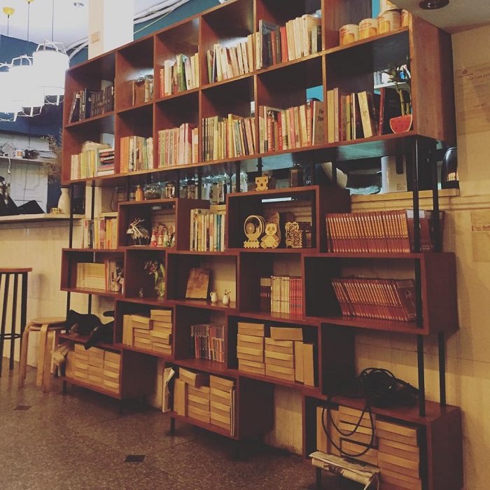 quán cà phê sách ở đà nẵng, khám phá, trải nghiệm, list những quán cà phê sách ở đà nẵng view đẹp, yên tĩnh