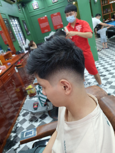 Top 10 Tiệm cắt tóc nam đẹp và chất lượng nhất Hà Tĩnh