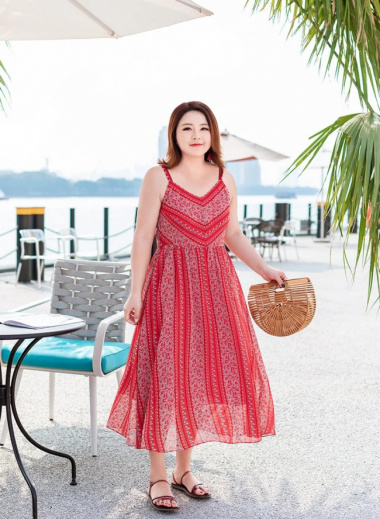 Bật mí 11 kiểu váy đi biển cho người béo trở nên “mi nhon”