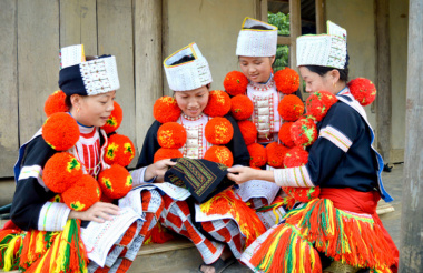 Văn hóa truyền thống của người Dao có gì độc đáo bạn đã biết?