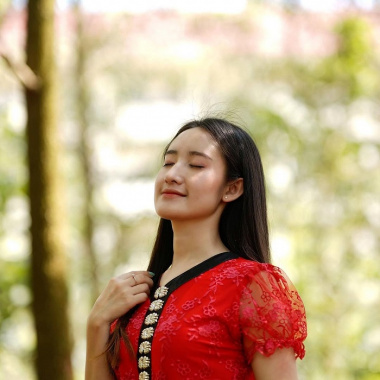 Những trang phục dân tộc Việt Nam đẹp ngẩn ngơ làm nên bản sắc văn hóa Việt