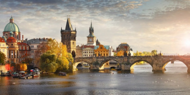 Cầu Charles Praha: kiệt tác kiến trúc thời Trung cổ ở Cộng hòa Séc