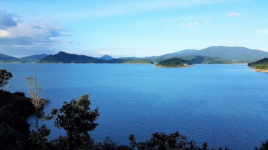 Feel a peaceful corner by Ham Thuan Lake, Binh Thuan